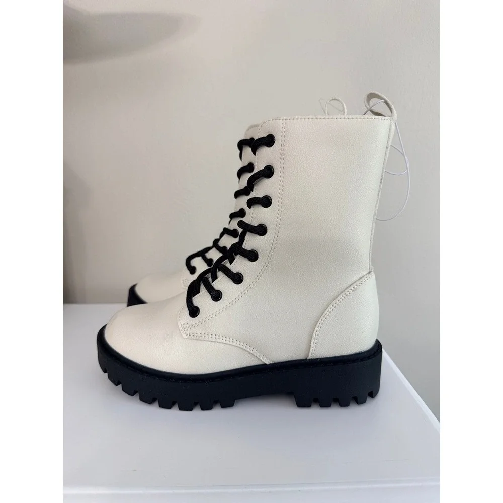 Art Class Combat Boots Girls Size 1‎ Cream Lug Sole Lace Up Side Zip NWT